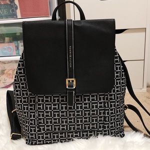 tommy hilfiger backpack (NEW W/ TAGS)